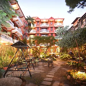 https://nirvana-garden-hotel.hotels-kathmandu.com