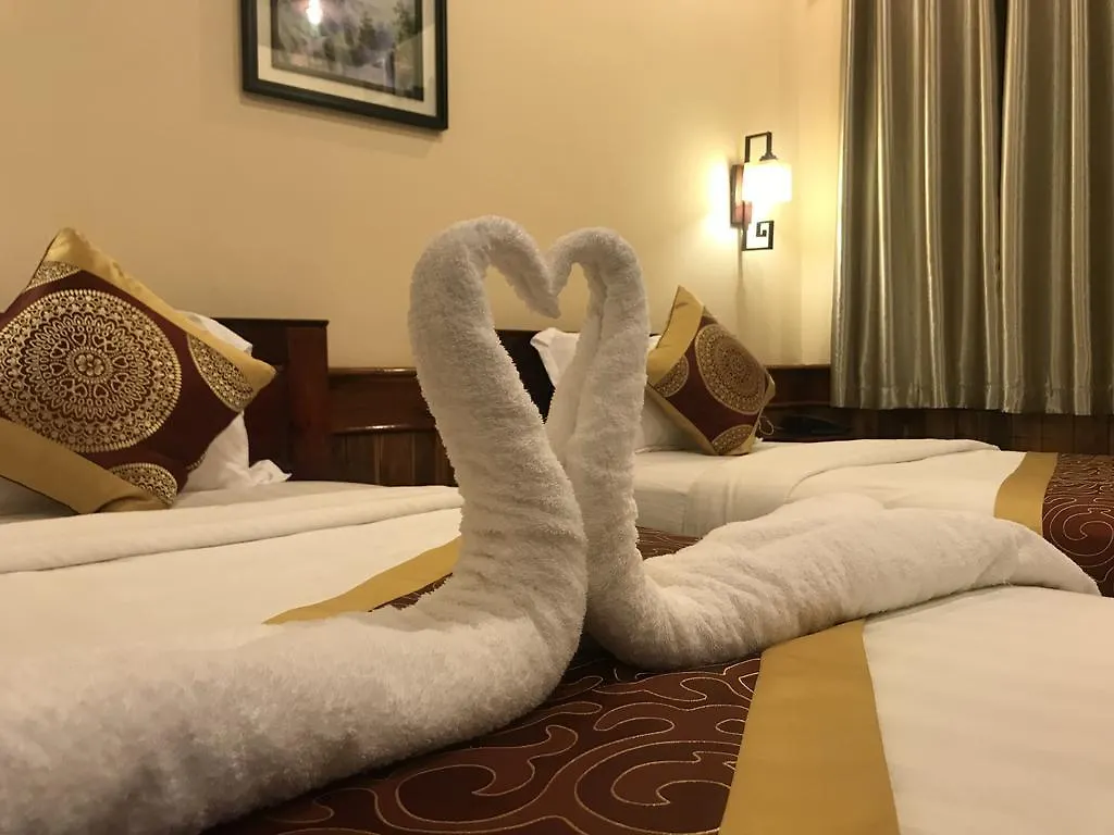 ホテル ウィズダム ラオス ルアンパバーン ラオス